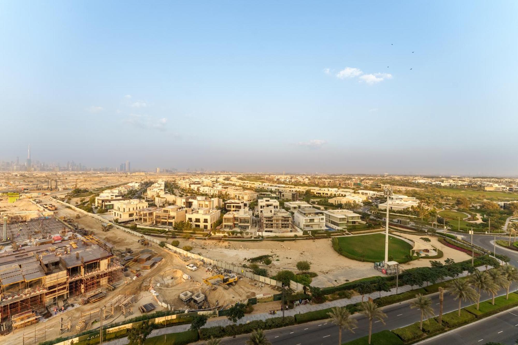 Maison Privee - Tranquil Living With Golf Course Vws In Hills * Dubai